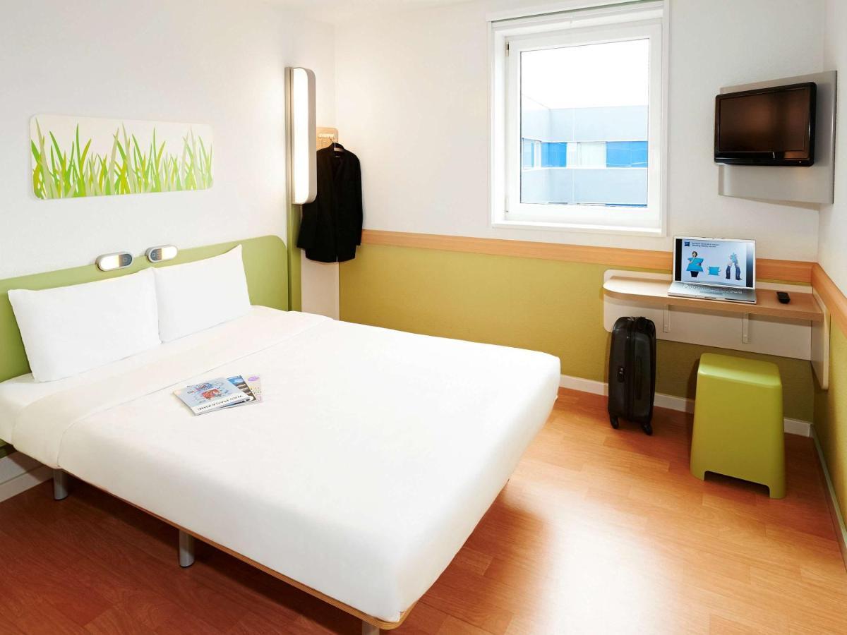 Ibis Budget Loriol Hotel